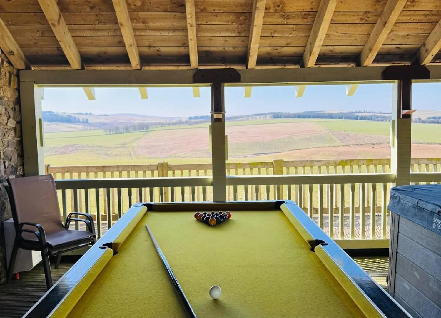 10 Guests - 5 Bedrooms - Deck - Hot Tub Édimbourg